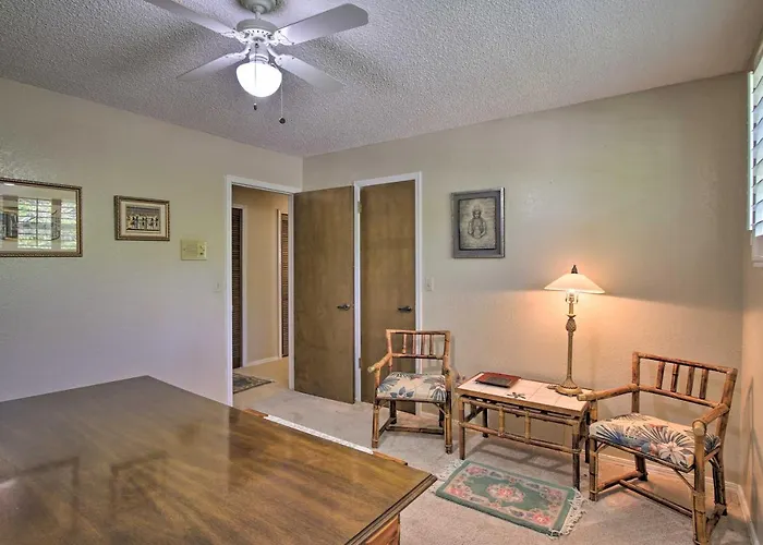 Сasa de vacaciones Private W/ Hot Tub & Patio Near Dtwn