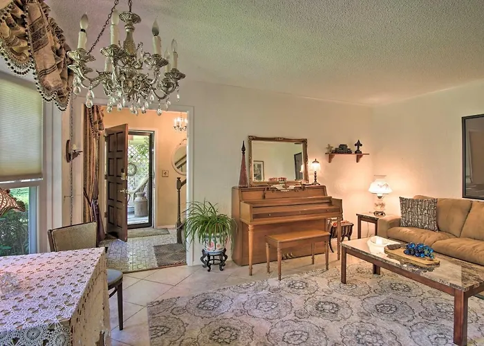 Сasa de vacaciones Private W/ Hot Tub & Patio Near Dtwn Tulsa